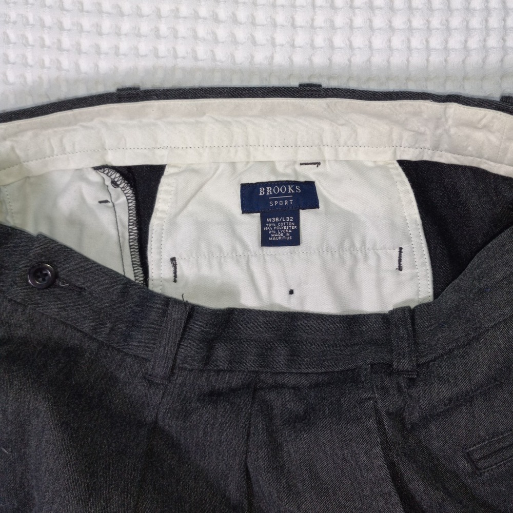 Brooks SPORT Men's 36x32 Dress Pants Grey Cuffed Pleated 79 COTTON 19 POLY 2 LYC